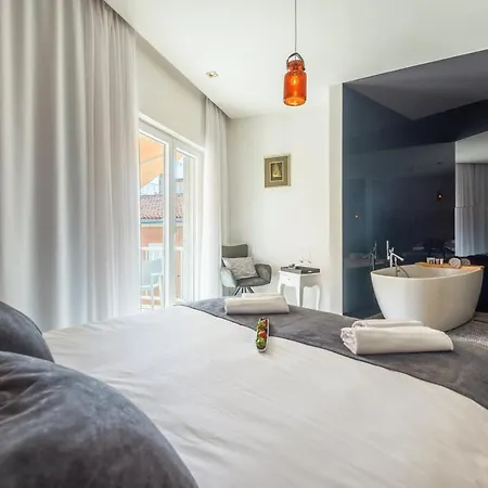 In Old Town By Belmont Realty Oda ve Kahvaltı 4*