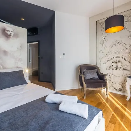 In Old Town By Belmont Realty Oda ve Kahvaltı Zadar
