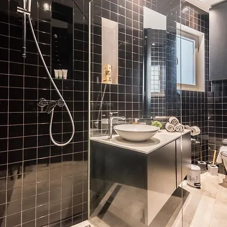 In Old Town By Belmont Realty Oda ve Kahvaltı