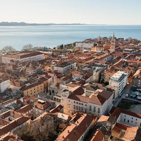 In Old Town By Belmont Realty Frühstückspension 4*