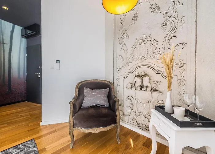 In Old Town By Belmont Realty krevet i doručak 4*